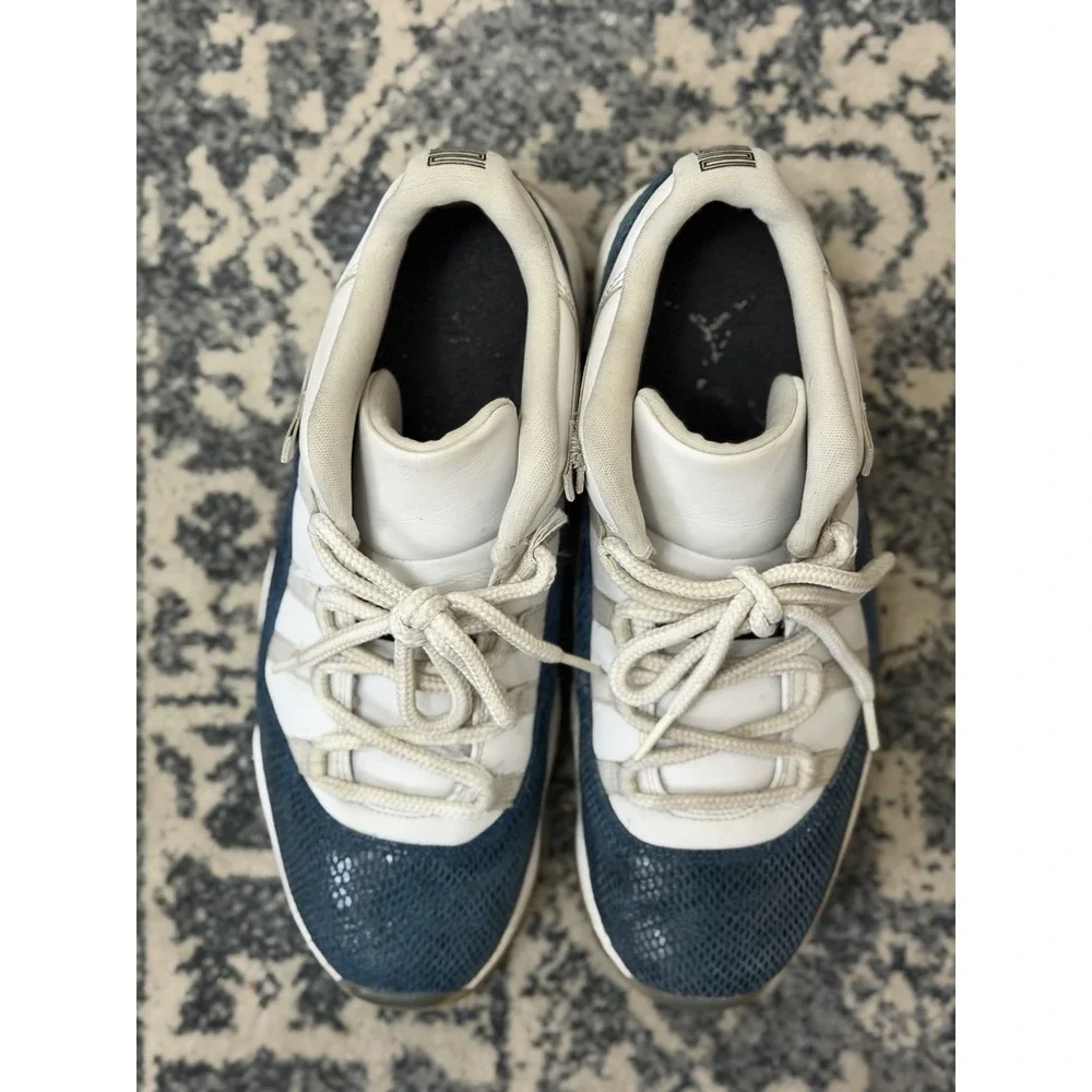 Air Jordan 11 Retro Low Navy Snakeskin Blue/White/Black Size 10